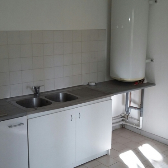  SISYPHE immobilier : Apartment | PEYROLLES-EN-PROVENCE (13860) | 43 m2 | 520 € 