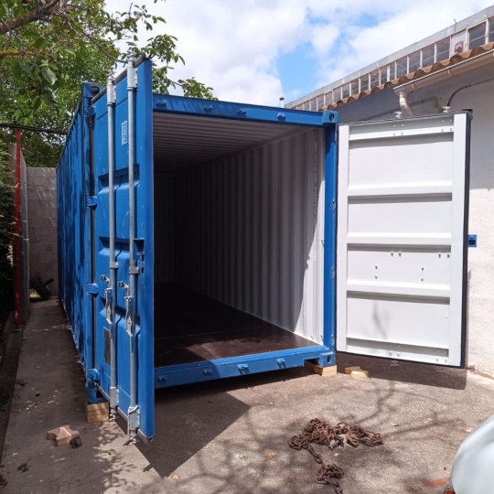 SISYPHE immobilier : Garage / Parking | PEYROLLES-EN-PROVENCE (13860) | 14.00m2 | 150 € 