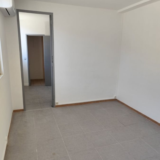  SISYPHE immobilier : Apartment | PEYROLLES-EN-PROVENCE (13860) | 29 m2 | 600 € 