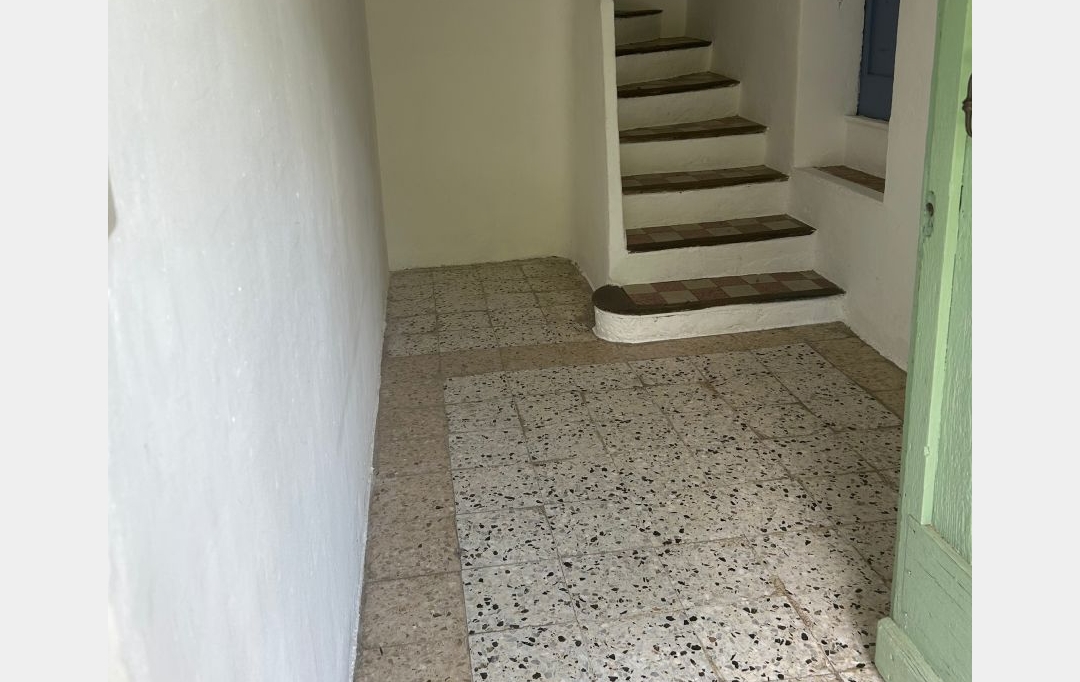 SISYPHE immobilier : Appartement | PEYROLLES-EN-PROVENCE (13860) | 91 m2 | 1 030 € 