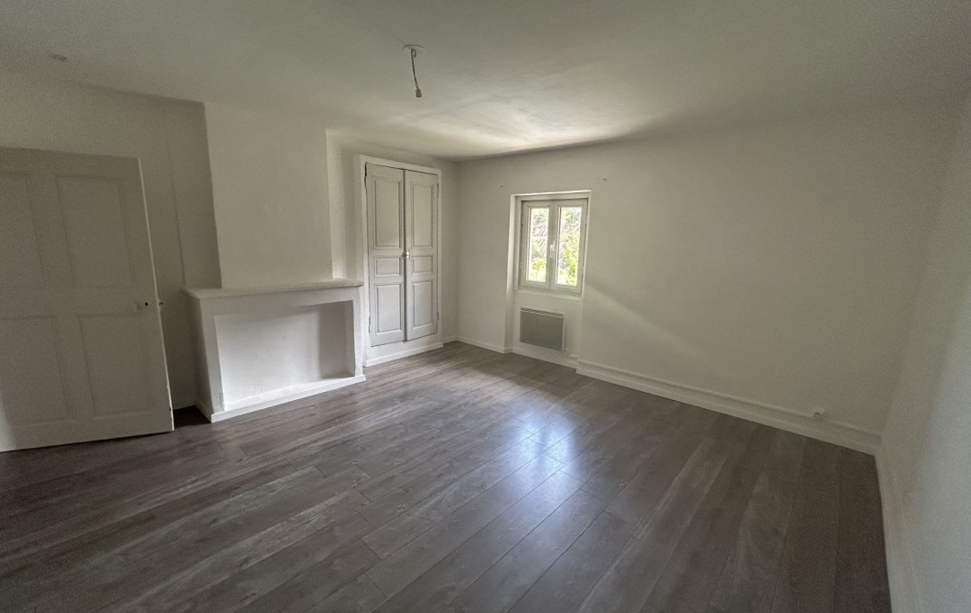 SISYPHE immobilier : Appartement | PEYROLLES-EN-PROVENCE (13860) | 91 m2 | 1 030 € 
