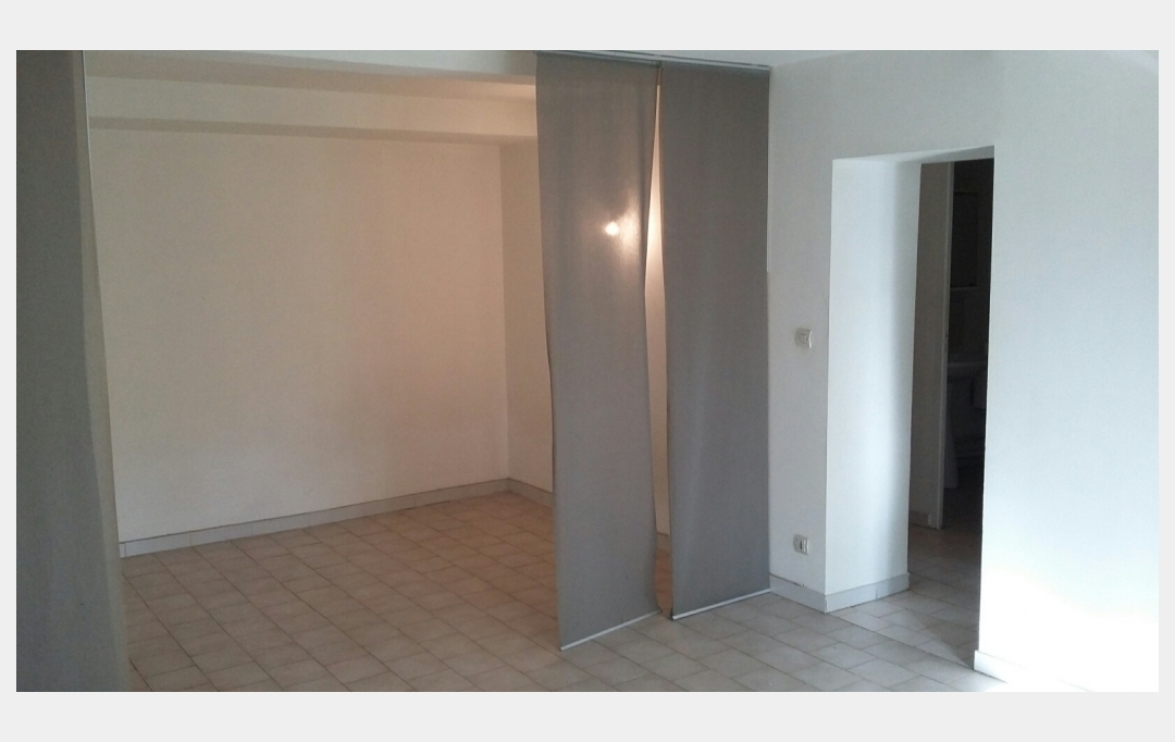 SISYPHE immobilier : Apartment | PEYROLLES-EN-PROVENCE (13860) | 43 m2 | 520 € 