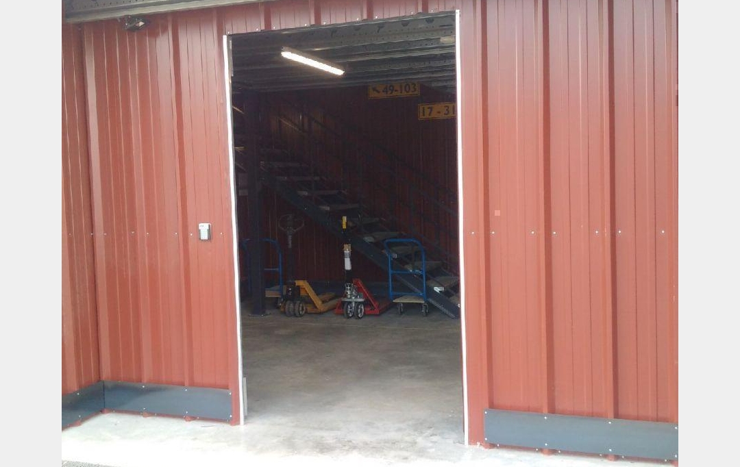 SISYPHE immobilier : Garage / Parking | PEYROLLES-EN-PROVENCE (13860) | 6 m2 | 120 € 