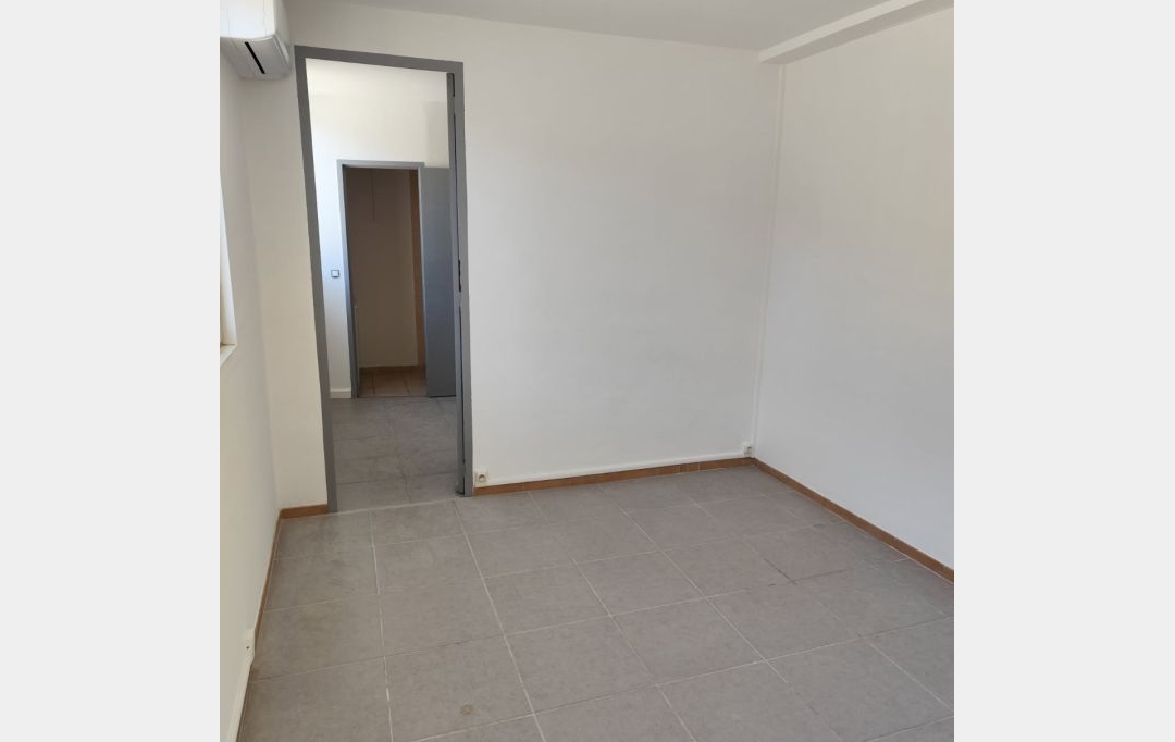 SISYPHE immobilier : Apartment | PEYROLLES-EN-PROVENCE (13860) | 29 m2 | 600 € 