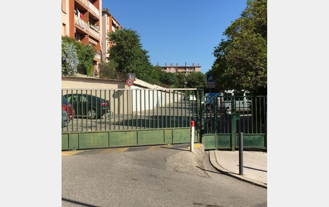 SISYPHE immobilier : Garage / Parking | MARSEILLE (13009) | 13 m2 | 295 000 € 