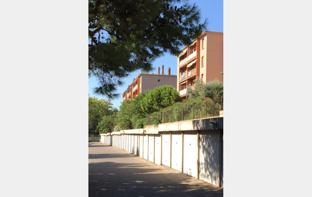 SISYPHE immobilier : Garage / Parking | MARSEILLE (13009) | 13 m2 | 295 000 € 