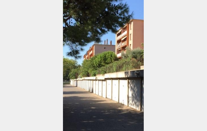 SISYPHE immobilier : Parking | MARSEILLE (13009) | 13 m2 | 95 € 