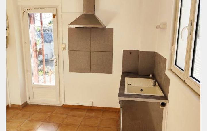  SISYPHE immobilier Appartement | PEYROLLES-EN-PROVENCE (13860) | 29 m2 | 600 € 